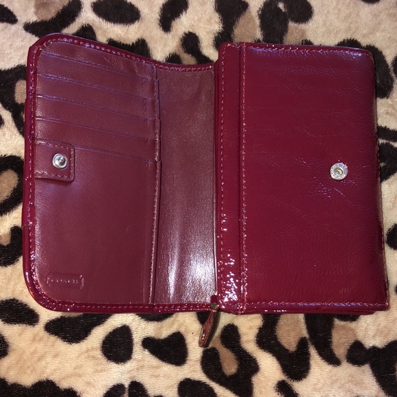 COACH shoulder/crossbody bag and matching wallet. - Picture 8 of 11